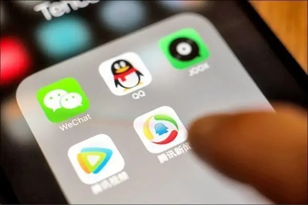 如何在QQ上订阅号？